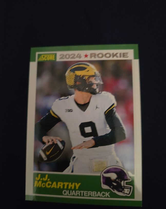 2024 Panini Score #8 J.J. McCarthy — front