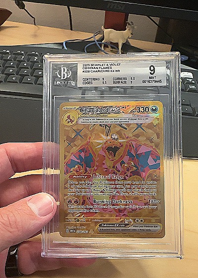 2023 Pokémon TCG Scarlet & Violet Obsidian Flames #228 Charizard EX — front