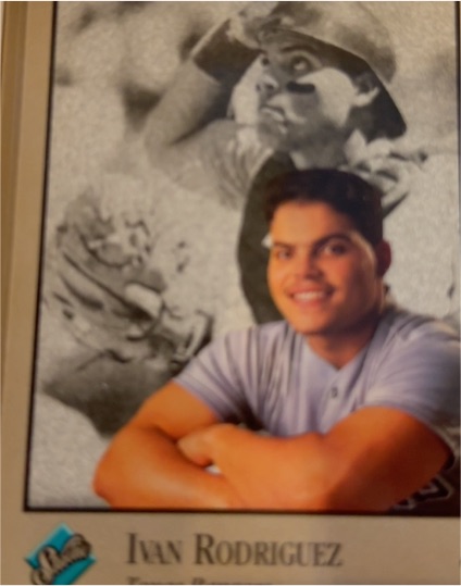 1992 Leaf Studio #246 Ivan Rodriguez — front