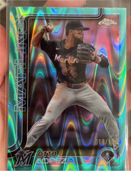 2025 Topps Chrome #172 Otto Lopez — front