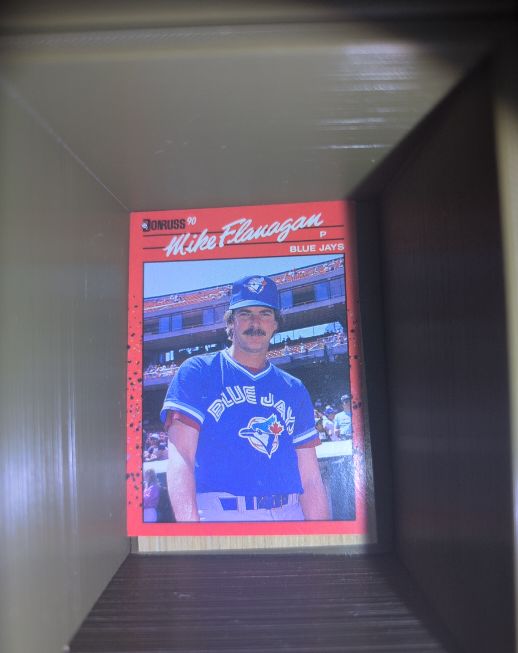 1990 Donruss #324 Mike Flanagan — front