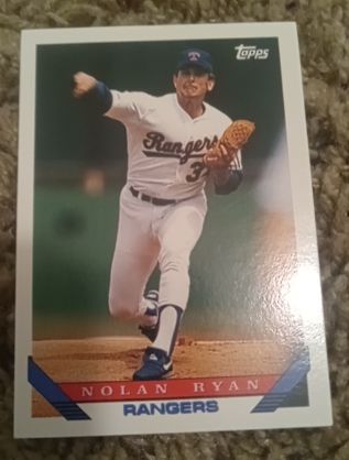 1993 Topps #700 Nolan Ryan — front