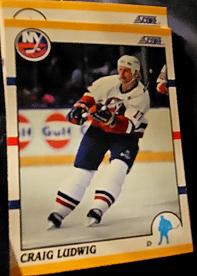1990-91 Score Rookie and Traded #8T Craig Ludwig — front