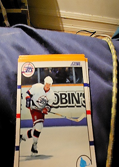 1990 Score #3T Phil Housley — front