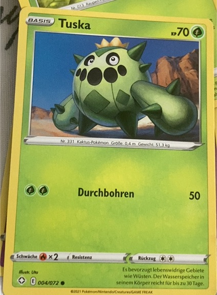 2021 Pokémon #004 Tuska — front