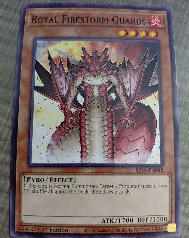 2020 Yu-Gi-Oh! SR14-EN018 Royal Firestorm Guards — front