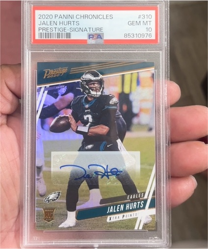 2020 Panini Chronicles #310 Jalen Hurts Prestige-Signature — front
