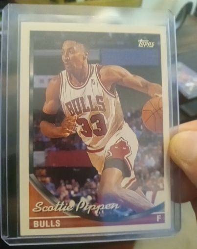 1993-94 Topps #92 Scottie Pippen Chicago Bulls — front