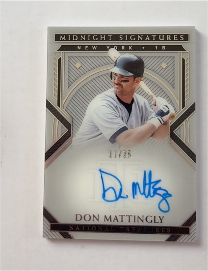 2021 Panini National Treasures Midnight Signatures #11/25 Don Mattingly — front