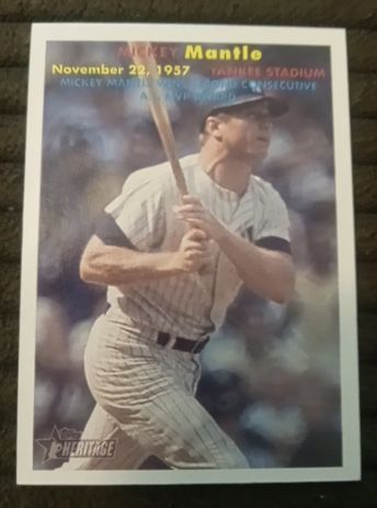 2006 Topps Heritage Flashback #FB-MM Mickey Mantle — front