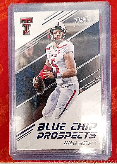 2017 Panini Prestige #8 Patrick Mahomes II Blue Chip Prospects Rookie — front