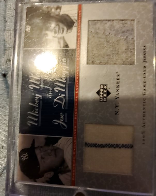 2001 UD Pinstripe Exclusive Mickey Mantle Joe DiMaggio MM-CJ6 Jersey — front