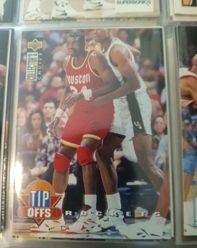 1994-95 Collector's Choice Tip Offs #175 Hakeem Olajuwon — front