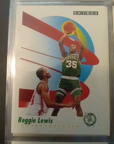 1991-92 Skybox #16 Reggie Lewis — front