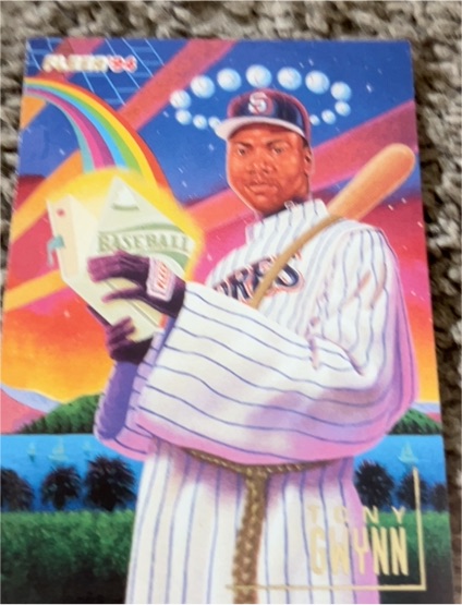 1994 Fleer #9 Tony Gwynn Pro-Visions — front