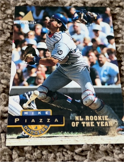 1994 Pinnacle #28 Mike Piazza — front