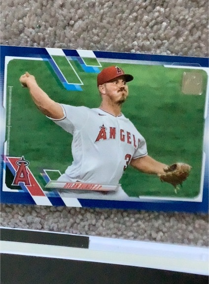 2021 Topps #128 Dylan Bundy — front