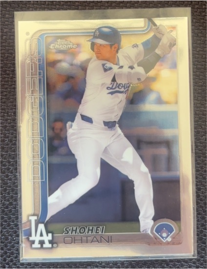 2025 Topps Chrome #1 Shohei Ohtani — front