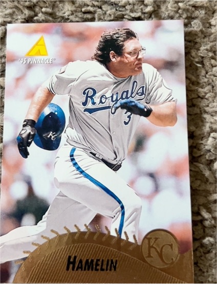 1995 Pinnacle #22 Bob Hamelin — front