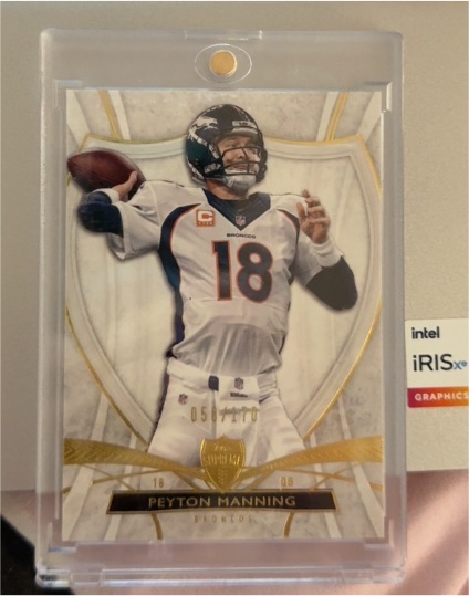 2013 Topps Supreme #18 Peyton Manning — front