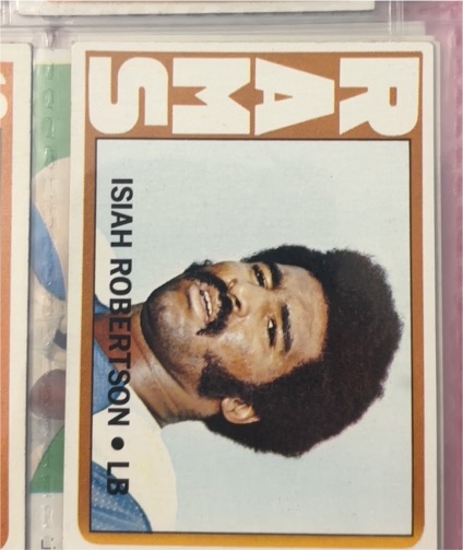 1972 Topps #215 Isiah Robertson — front