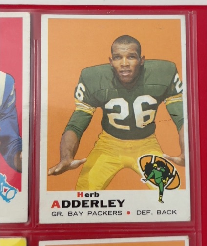 1969 Topps Football #255 Herb Adderley — front