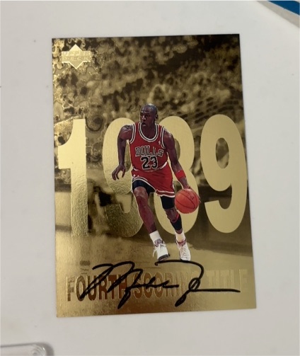 1998 Upper Deck Gatorade Gold Foil #5 Michael Jordan — front