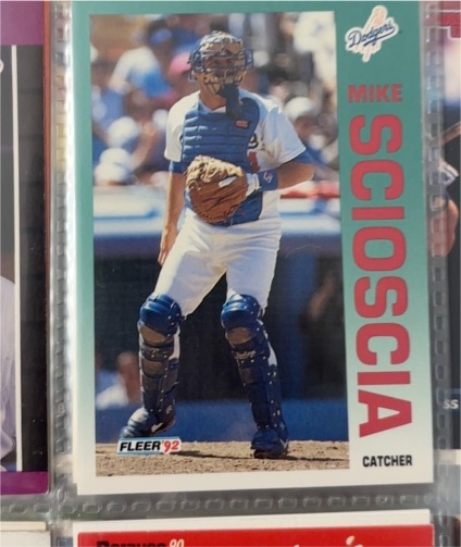1992 Fleer #470 Mike Scioscia — front