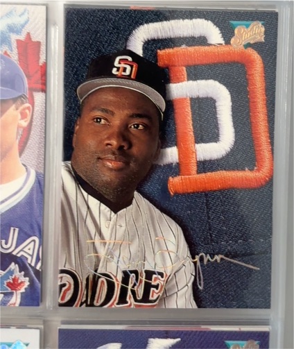 1993 Leaf Studio #100 Tony Gwynn — front