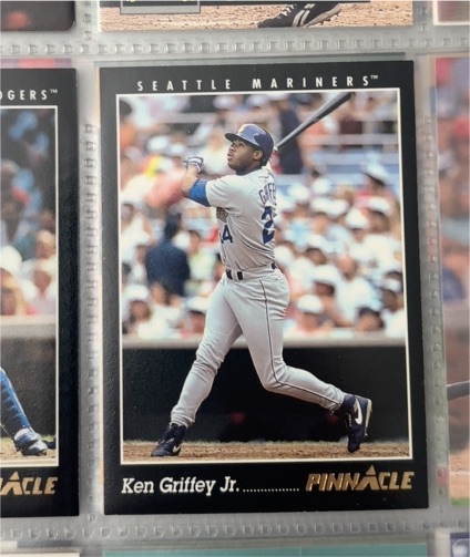 1993 Pinnacle #110 Ken Griffey Jr. — front