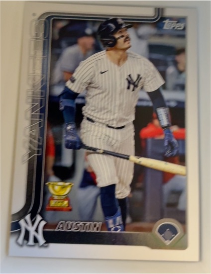 2025 Topps Series 2 #591 Austin Wells — front