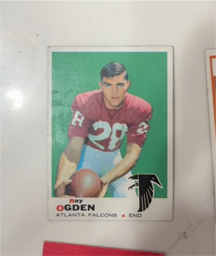 1969 Topps Football #206 Ray Ogden — front