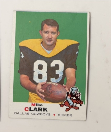 1969 Topps Football #188 Mike Clark — front