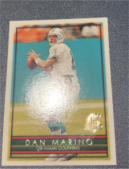 1990 Pacific #16 Dan Marino — front