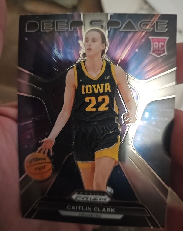 2024 Panini Prizm Draft Picks #8 Caitlin Clark Deep Space Insert — front