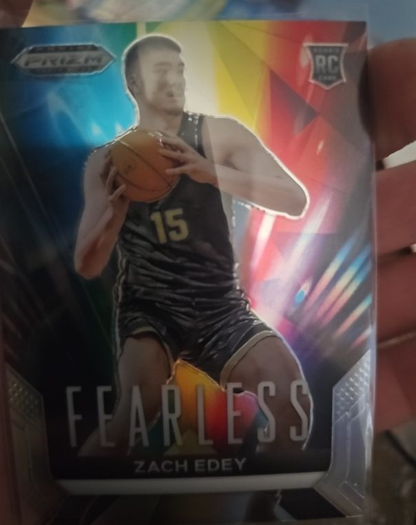 2024 Panini Prizm Draft Picks #6 Zach Edey Fearless Silver Prizm Rookie Card — front