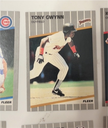 1989 Fleer #305 Tony Gwynn — front