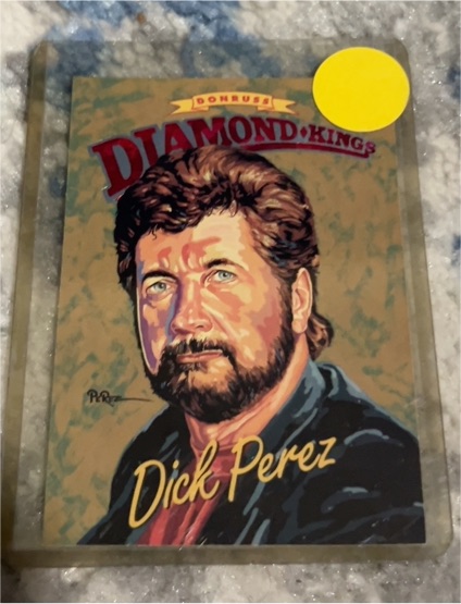 1994 Donruss Diamond Kings #DK-30 Dick Perez — front