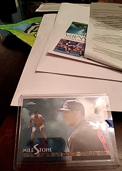1995 Topps Milestone #MS1 Cal Ripken Jr. — front