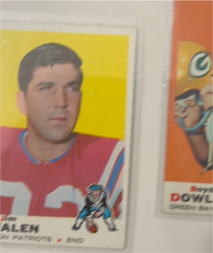 1969 Topps Football #203 Jim Whalen — front