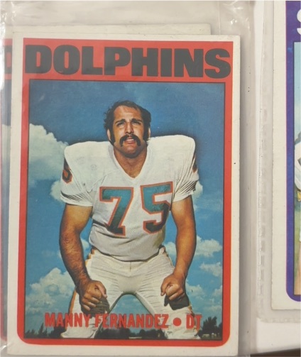 1972 Topps #221 Manny Fernandez — front