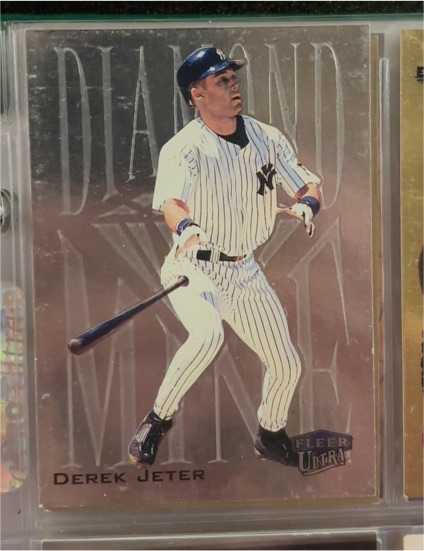 2000 Fleer Ultra Diamond Mine #10DM Derek Jeter — front
