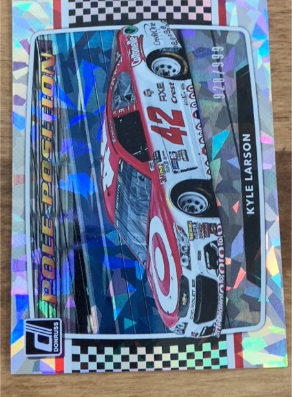 2018 Donruss Racing NASCAR Pole Position Cracked Ice #PP4 Kyle Larson — front