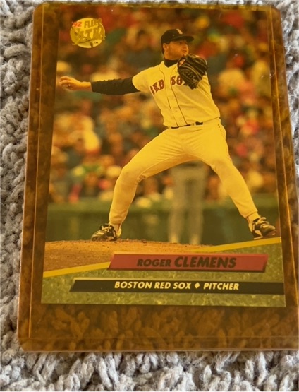 1992 Fleer Ultra #15 Roger Clemens — front