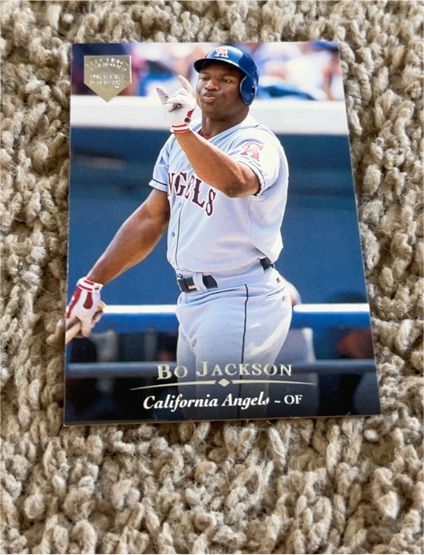 1995 Upper Deck #20 Bo Jackson — front
