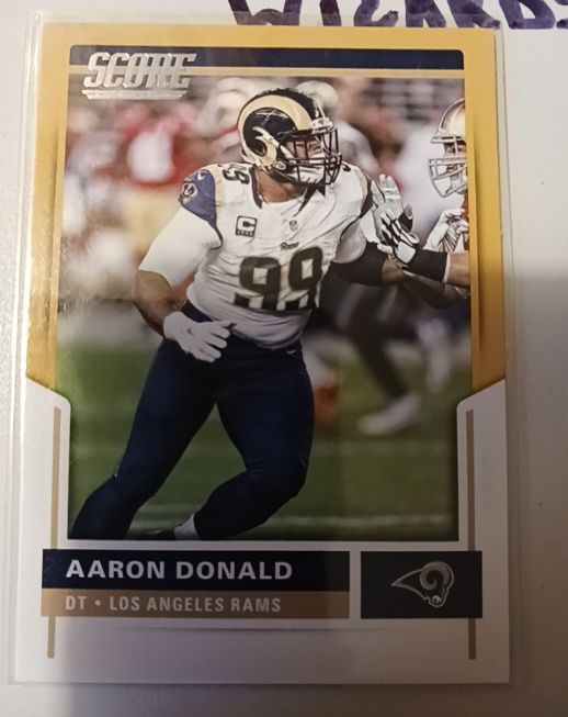 2017 Panini Score #311 Aaron Donald — front