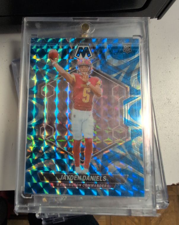 2024 Panini Mosaic #302 Jayden Daniels — front