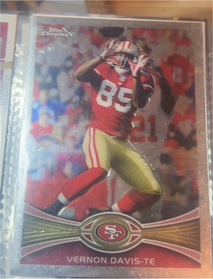 2012 Topps Chrome #24 Vernon Davis — front