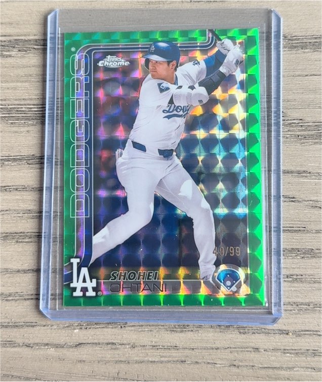 2025 Topps Chrome #1 Shohei Ohtani — front