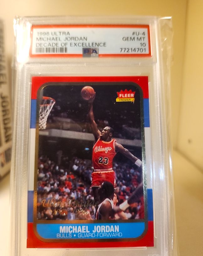 1996 Fleer Ultra #U-4 Michael Jordan Decade Of Excellence — front